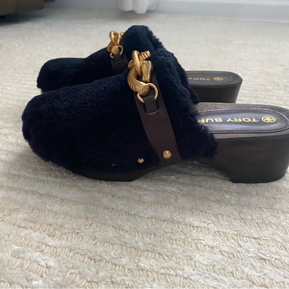 NWT Tory Burch Jessa Shearling Clogs perfect navy - Picture 9 of 14
